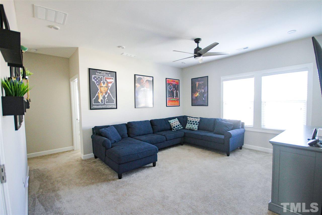 1036 Lippincott Road Durham, NC 27703 - Photo 7 of 18 Gallery Image 7