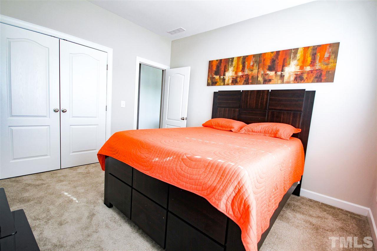 1036 Lippincott Road Durham, NC 27703 - Photo 8 of 18 Gallery Image 8