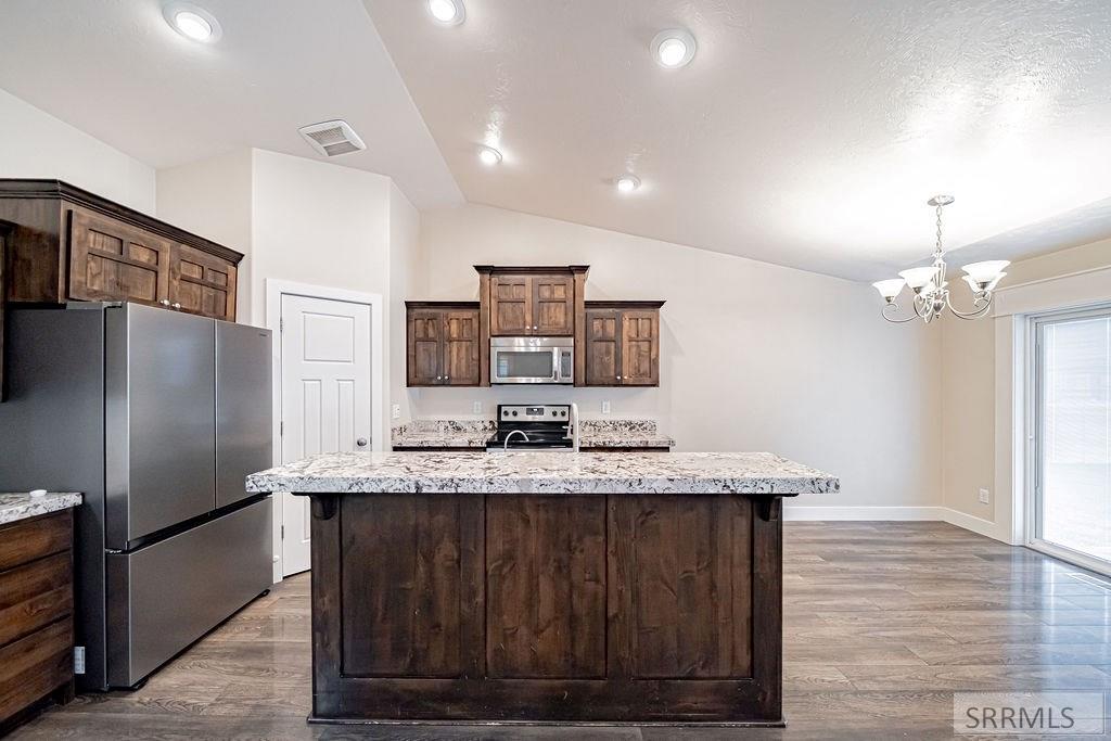 2735 North Waverly Road Idaho Falls, ID 83401 - Photo 15 of 64