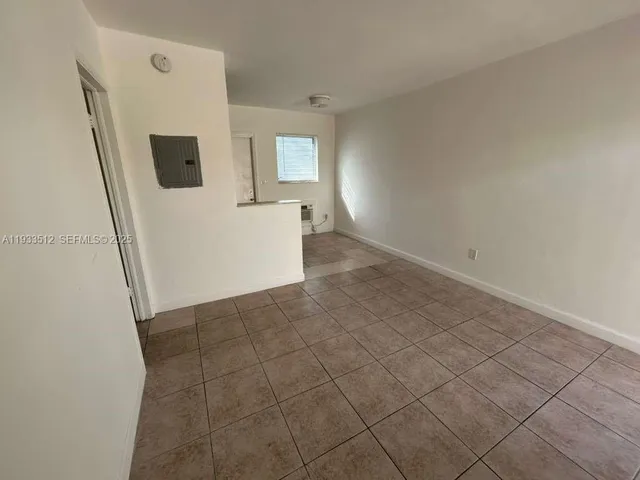 $1,375 | 1270 Northeast 139th Street, Unit 6, North Miami, FL 33161