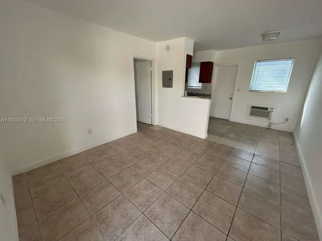 $1,375 | 1270 Northeast 139th Street, Unit 6, North Miami, FL 33161