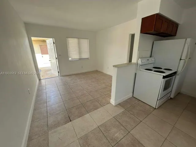 $1,375 | 1270 Northeast 139th Street, Unit 6, North Miami, FL 33161