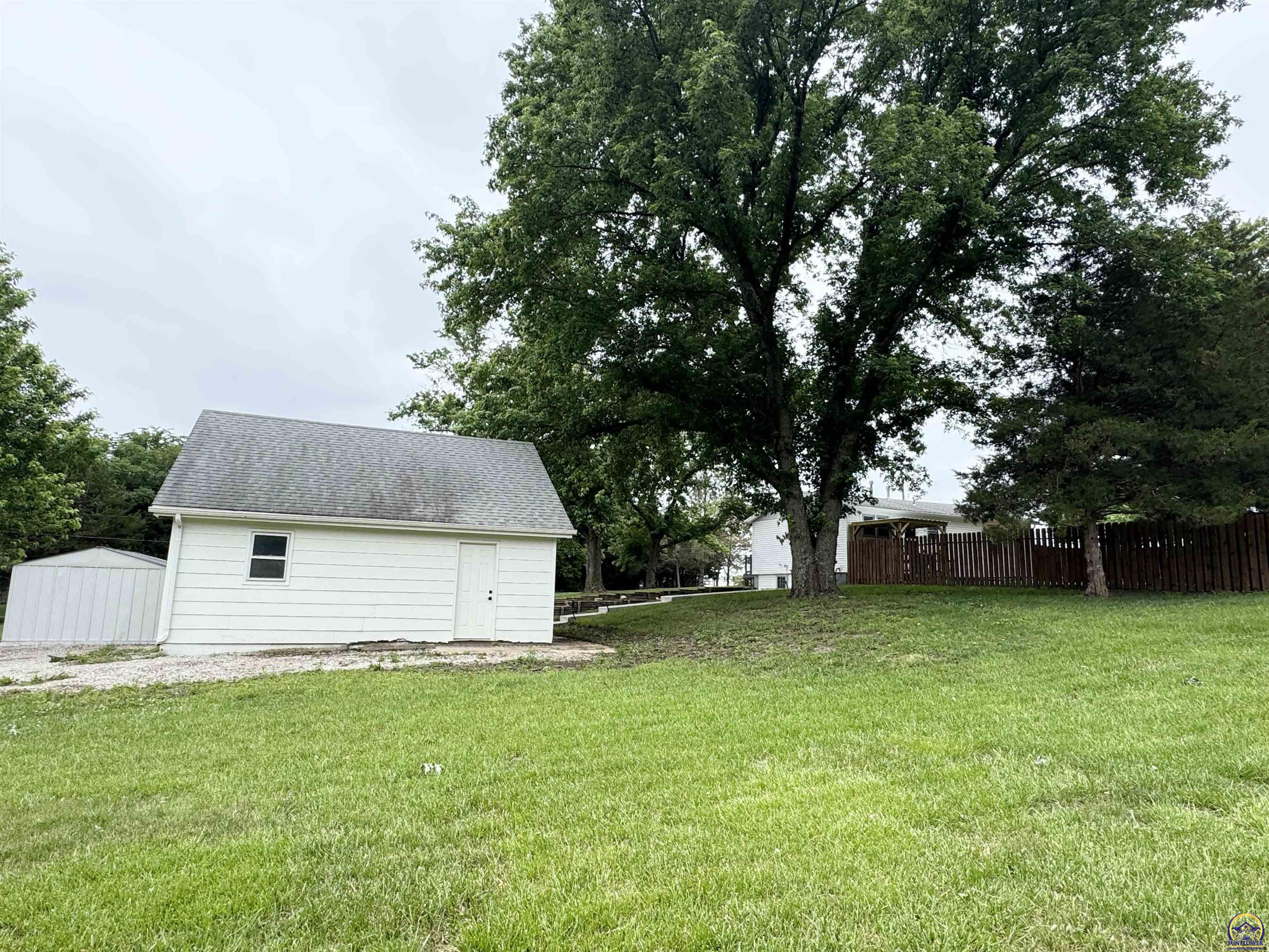 320 Northeast 58th Street Topeka, KS 66617 - Photo 48 of 49