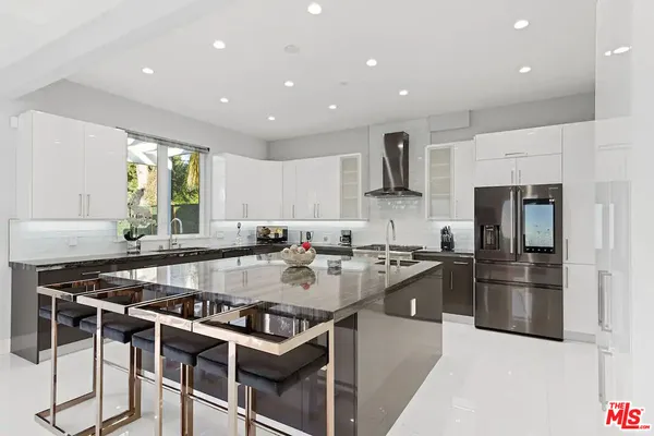 $18,999 | 14817 Otsego Street, Sherman Oaks, CA 91403