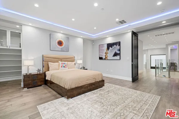 $18,999 | 14817 Otsego Street, Sherman Oaks, CA 91403