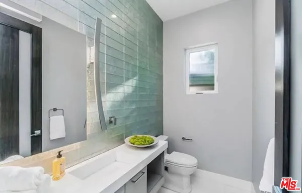 $18,999 | 14817 Otsego Street, Sherman Oaks, CA 91403