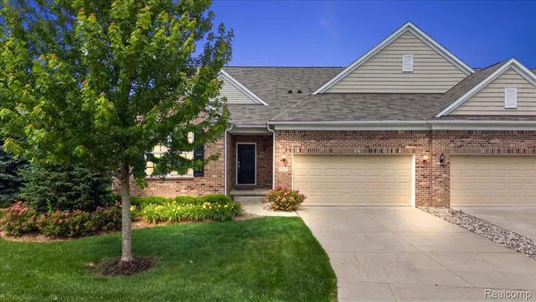 $524,900 | 2060 Trimble Street, Lake Orion, MI 48360