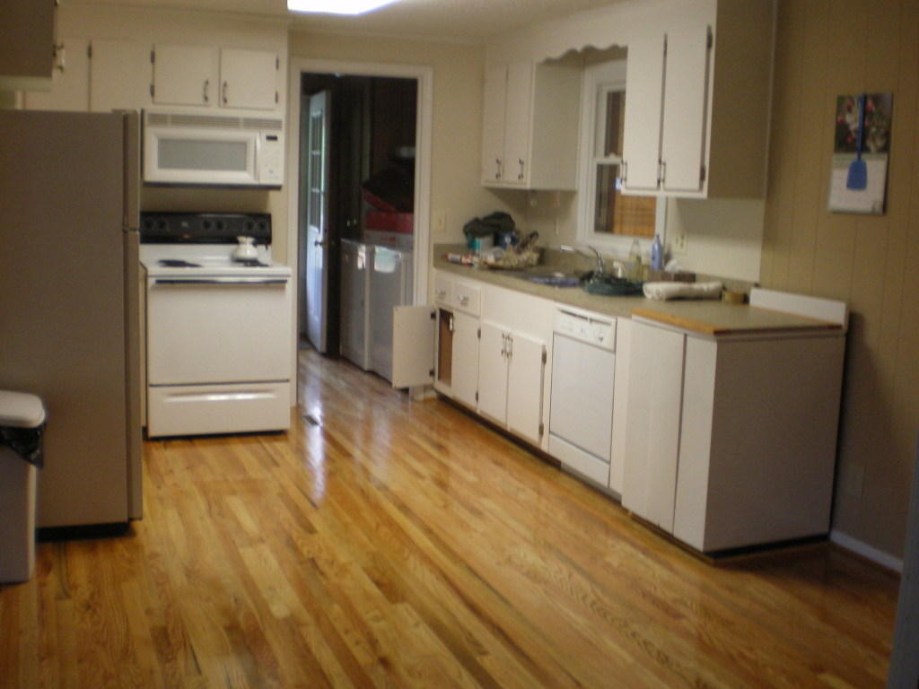4649 Grove Hill - Kitchen