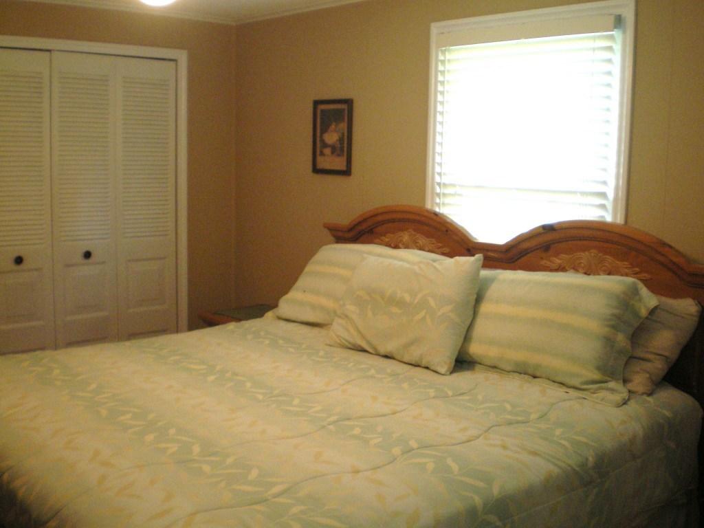 4649 Grove Hill Road Fincastle, VA 24090 - Photo 8 of 8 4649 Grove Hill - Bedroom
