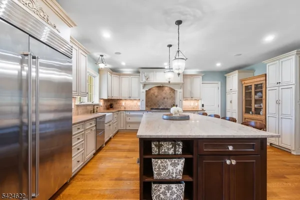 $2,850,000 | 76 Pine Way, New Providence, NJ 07974