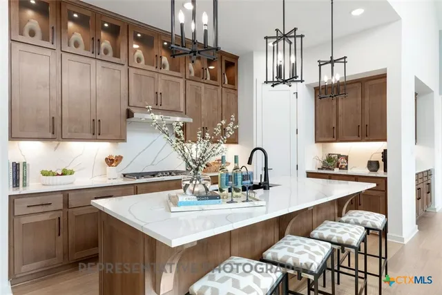 $519,990 | 261 Menlo Bend, Liberty Hill, TX 78642