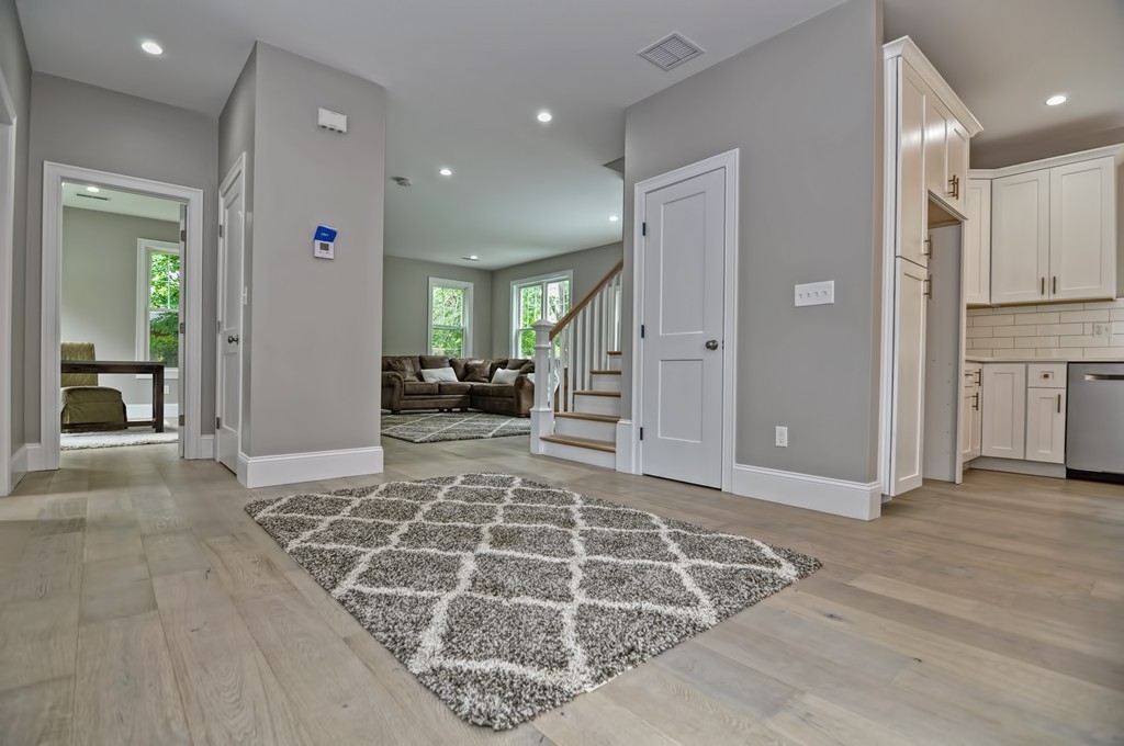 4 Elwin Road Natick, MA 01760 - Photo 11 of 29 Gallery Image 11
