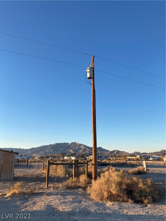 4231 Jacob Street Pahrump, NV 89048 - Photo 4 of 12