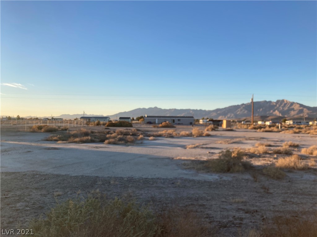 4231 Jacob Street Pahrump, NV 89048 - Photo 5 of 12