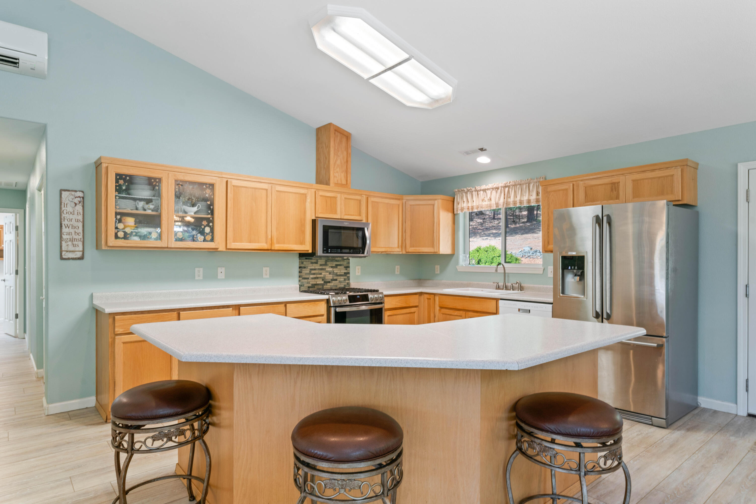 4179 Ditch Creek Road Rogue River, OR 97537 - Photo 12 of 50 Kitchen
