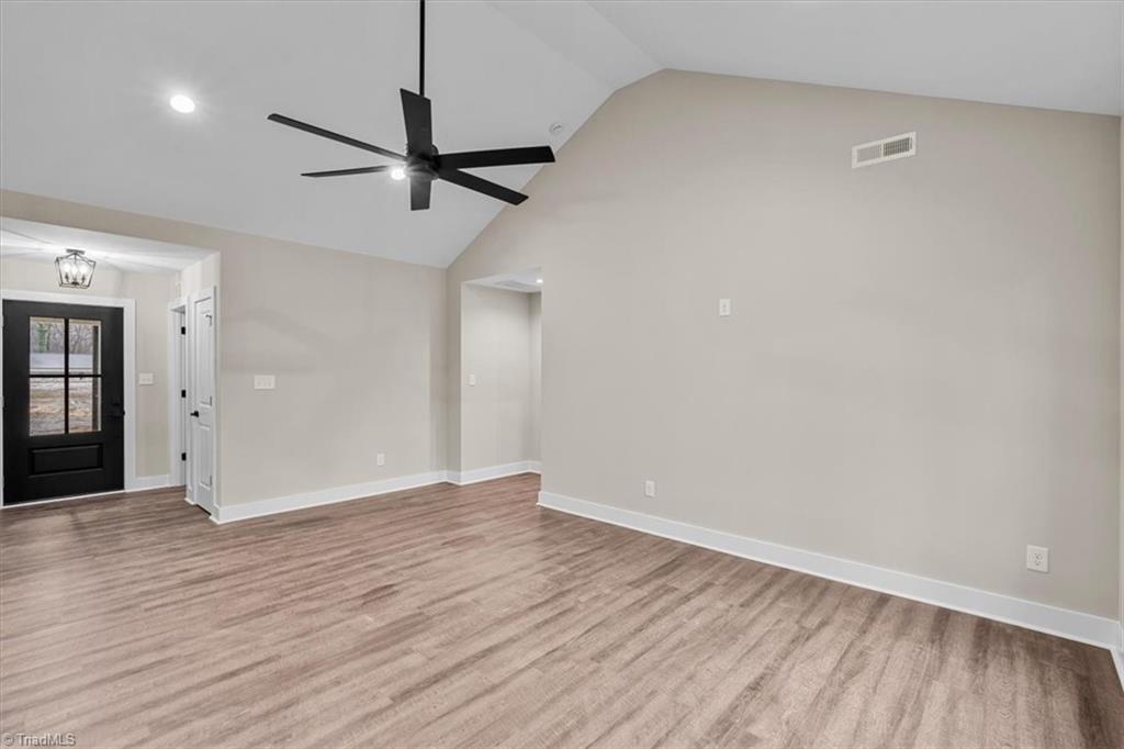 125 Albertson Road Thomasville, NC 27360 - Photo 10 of 44