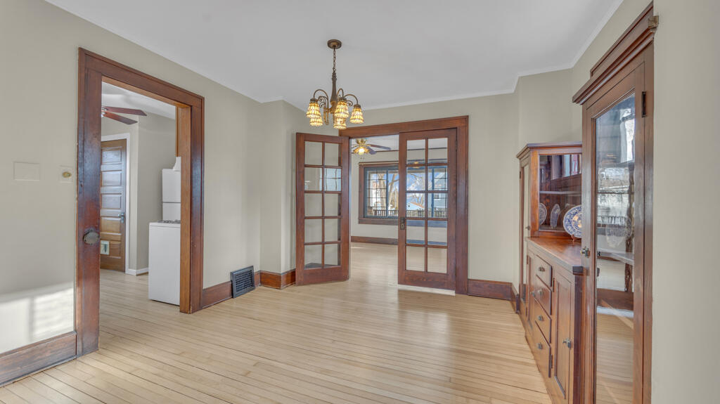 910 North 4th Street Sheboygan, WI 53081 - Photo 11 of 44 Dining Room