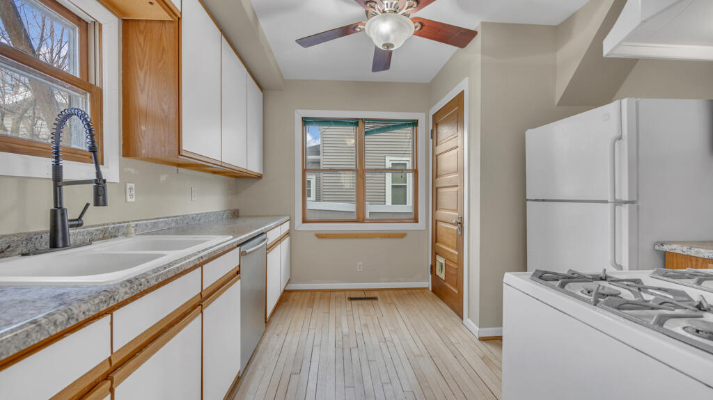 910 North 4th Street Sheboygan, WI 53081 - Photo 13 of 44 Kitchen