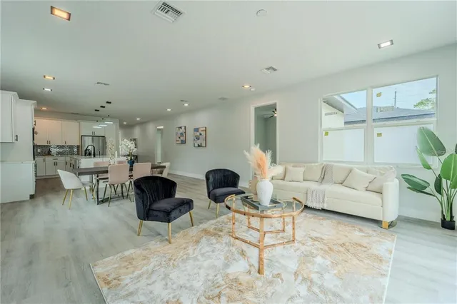 $419,999 | 53 West 10th Street, Apopka, FL 32703