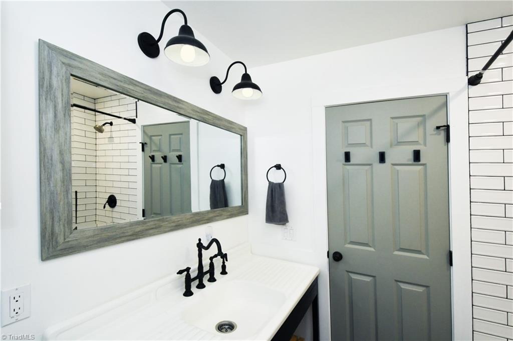 7809 Grapevine Road Lewisville, NC 27023 - Photo 14 of 25 Gallery Image 14