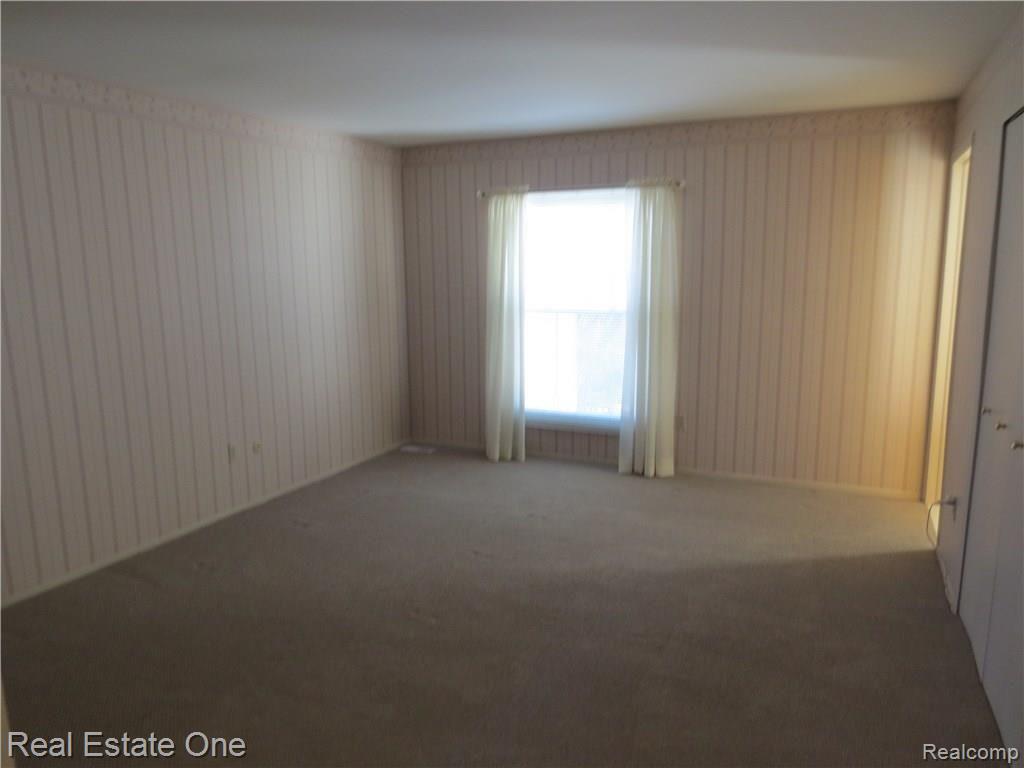 1235 Candlestick Lane, Unit 125 Rochester Hills, MI 48306 - Photo 21 of 31