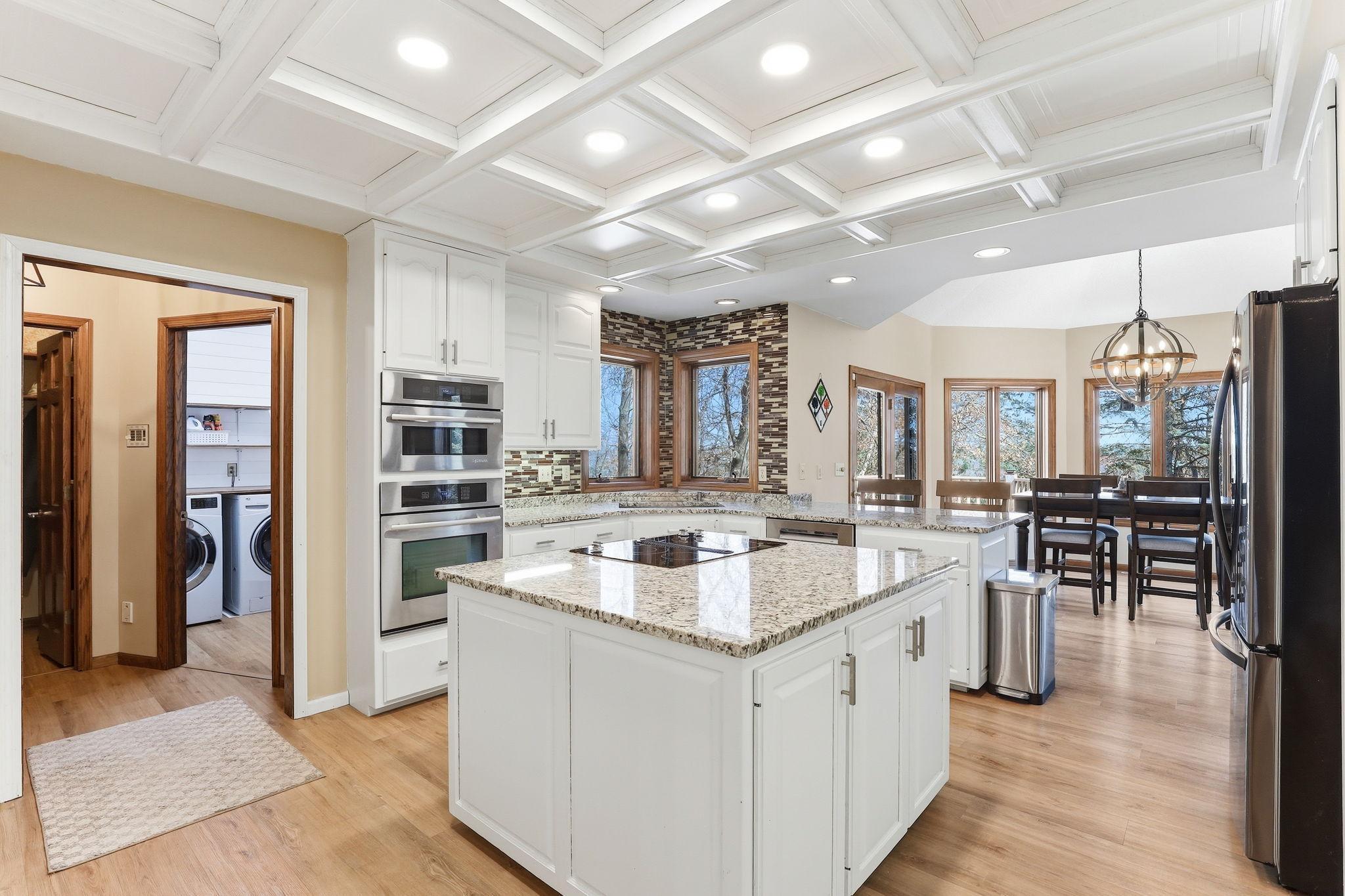 685 Valley View Court Shoreview, MN 55126 - Photo 25 of 61