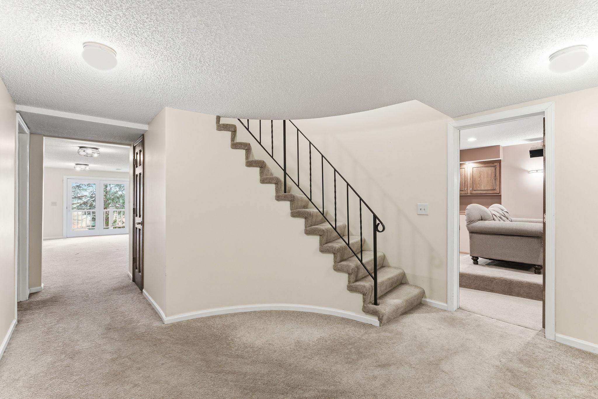 685 Valley View Court Shoreview, MN 55126 - Photo 48 of 61