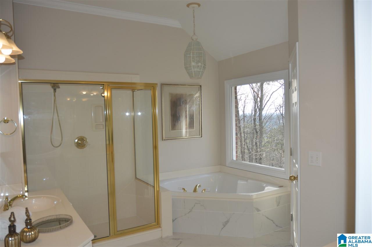 80 Shades Crest Road Hoover, AL 35226 - Photo 29 of 41 Gallery Image 29