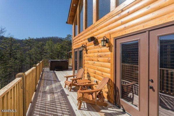 1857 Pinestand Rdg Way Pigeon Forge, TN 37862 - Photo 28 of 49 a view of a balcony with chairs