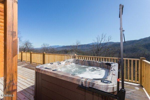 1857 Pinestand Rdg Way Pigeon Forge, TN 37862 - Photo 30 of 49 a view of deck with patio