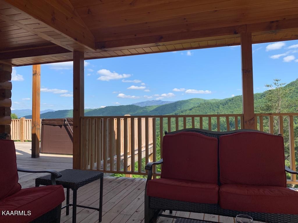 1857 Pinestand Rdg Way Pigeon Forge, TN 37862 - Photo 36 of 49 a balcony with an outdoor view