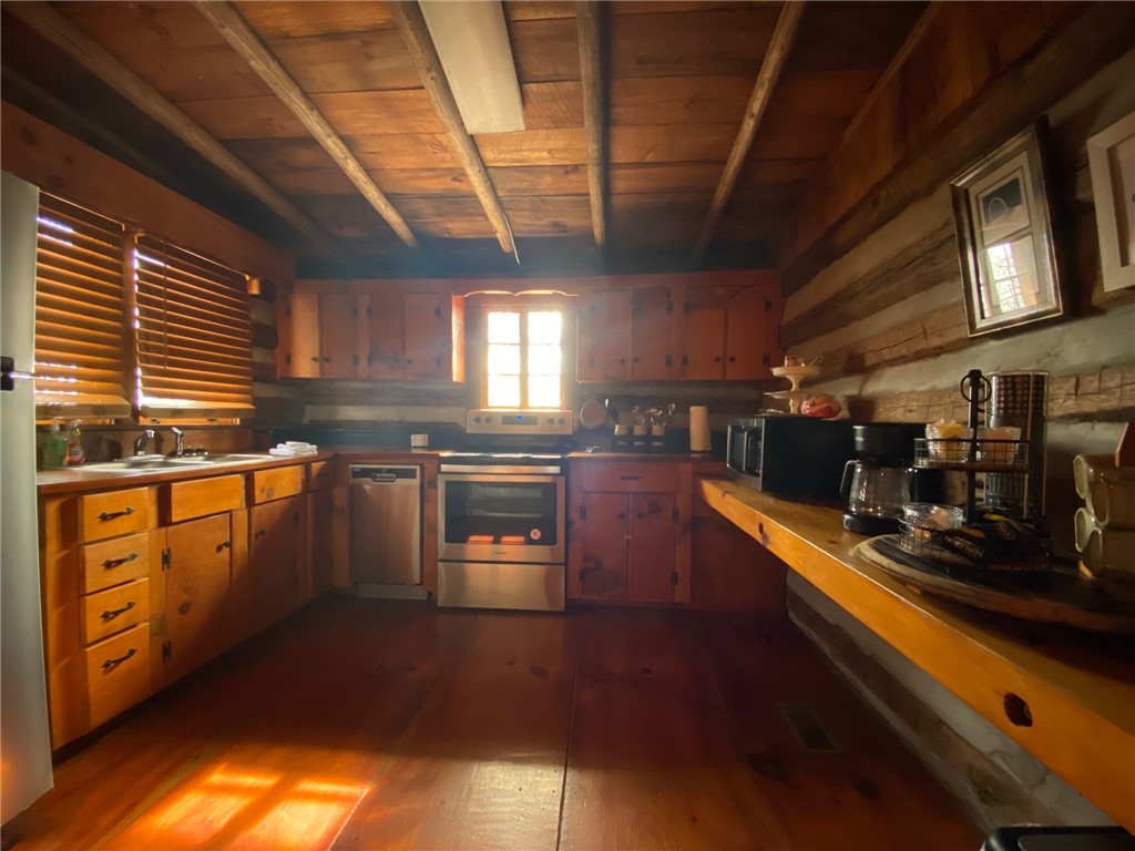 244 River Bluff Road Cleveland, SC 29635 - Photo 19 of 38