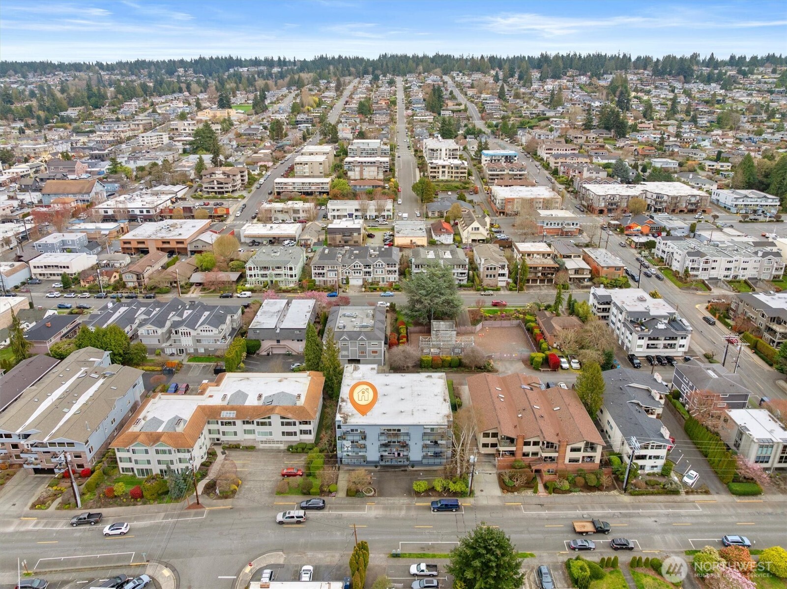 317 3rd Avenue South, Unit 201 Edmonds, WA 98020 - Photo 37 of 39 an aerial view of a city