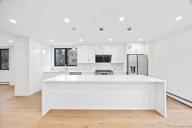 $1,998,000 | 33-01 213th Street | Bayside