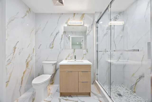 $1,998,000 | 33-01 213th Street | Bayside