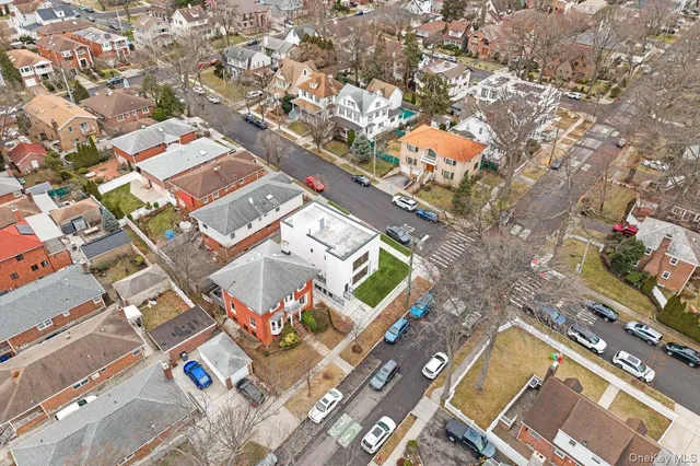 $1,998,000 | 33-01 213th Street | Bayside