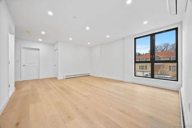 $1,998,000 | 33-01 213th Street | Bayside