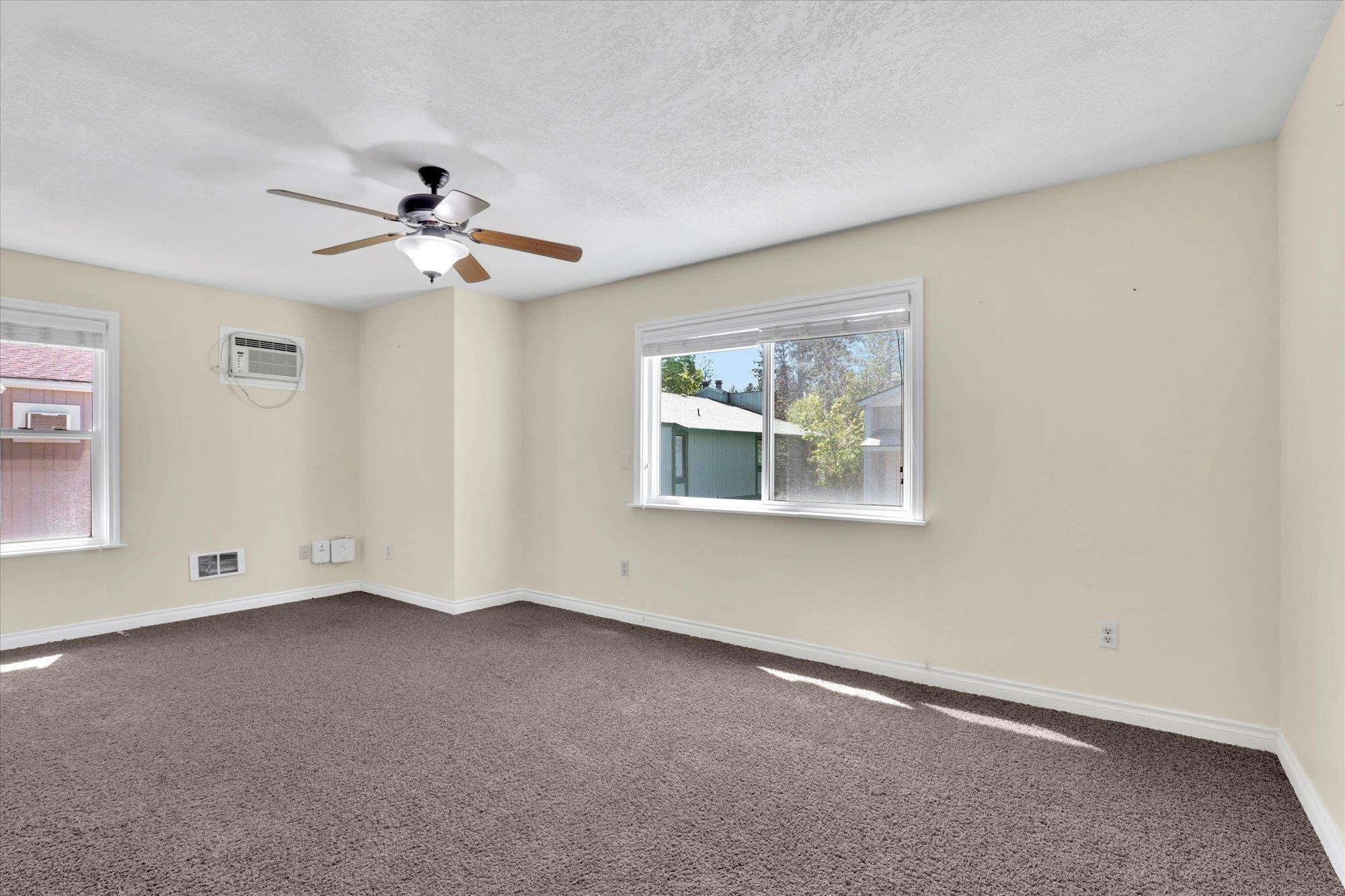 Undisclosed Address Spokane, WA 99203 - Photo 20 of 33