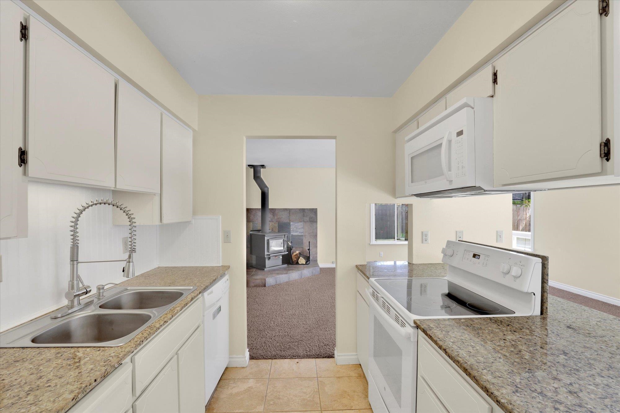 Undisclosed Address Spokane, WA 99203 - Photo 7 of 33