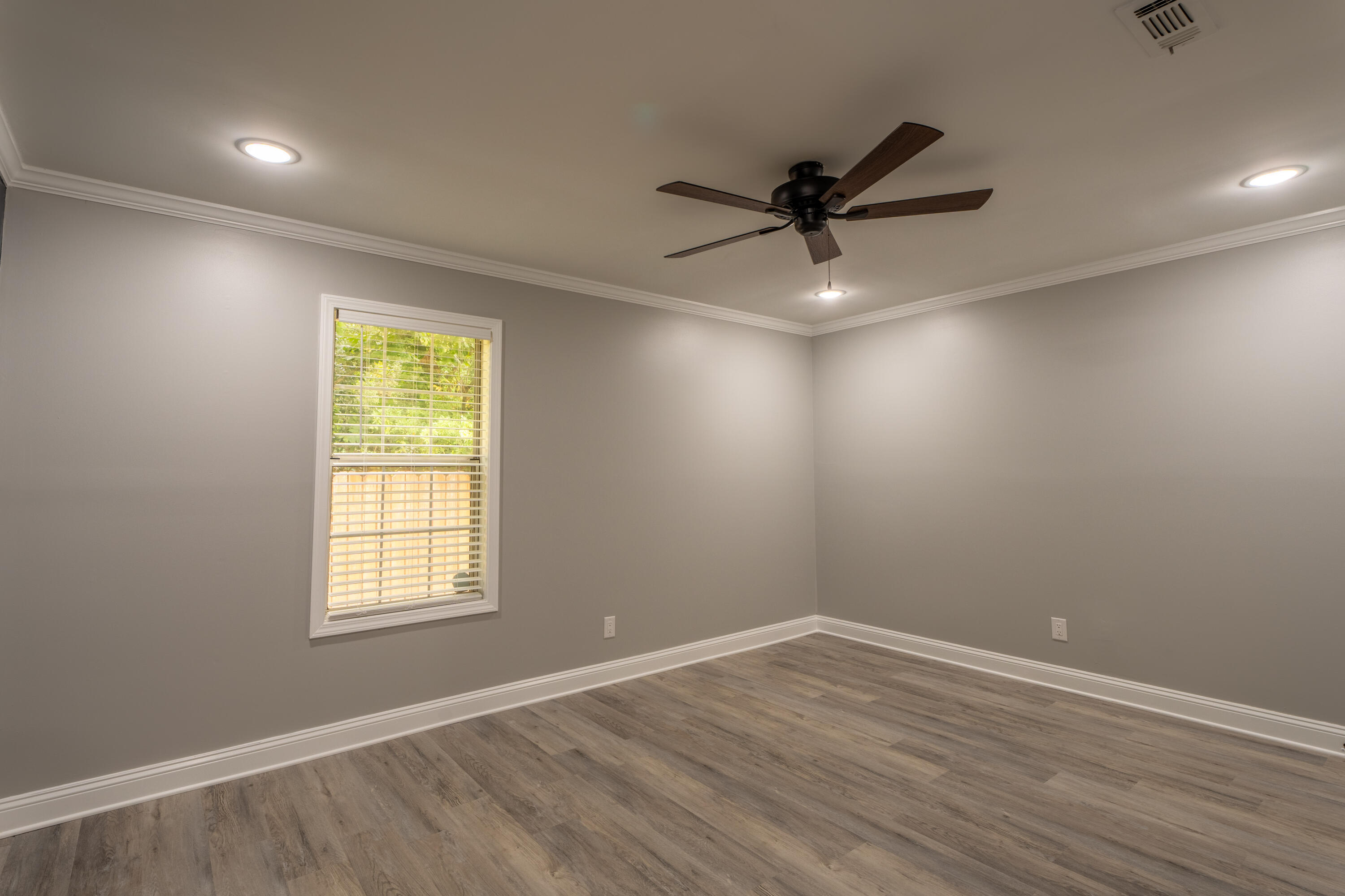 1936 Springchase Way Dalton, GA 30720 - Photo 14 of 20 1936 Spring Chase Way-11