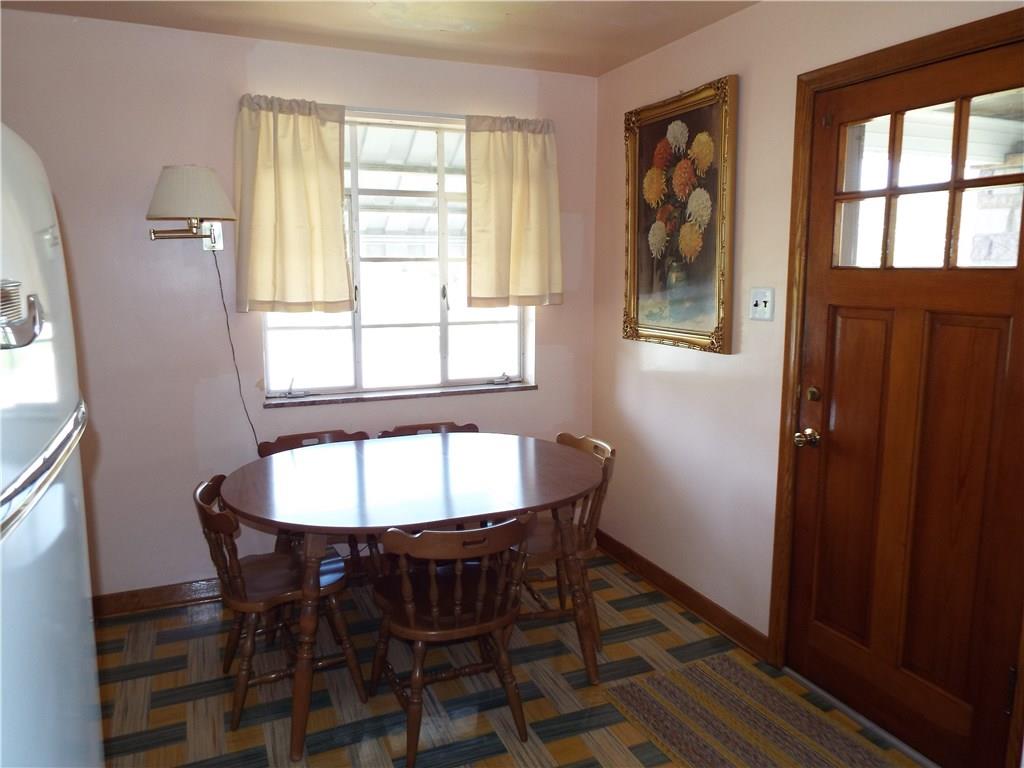 1900 Ridge Avenue Coraopolis, PA 15108 - Photo 7 of 24 Eat-in area of kitchen. Lots of natural light enters the kitchen!