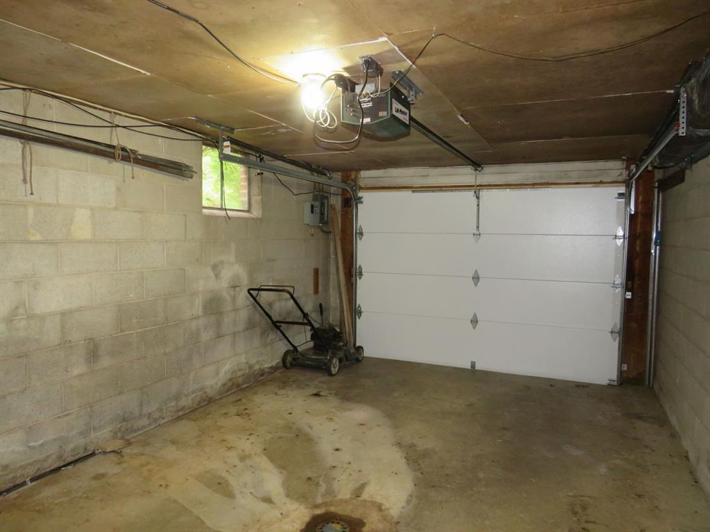 435 Hemphill Road Tarentum, PA 15084 - Photo 23 of 30