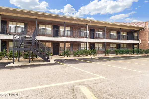 $900 | 112 Hillside Drive, Unit 26, Lafayette, LA 70503