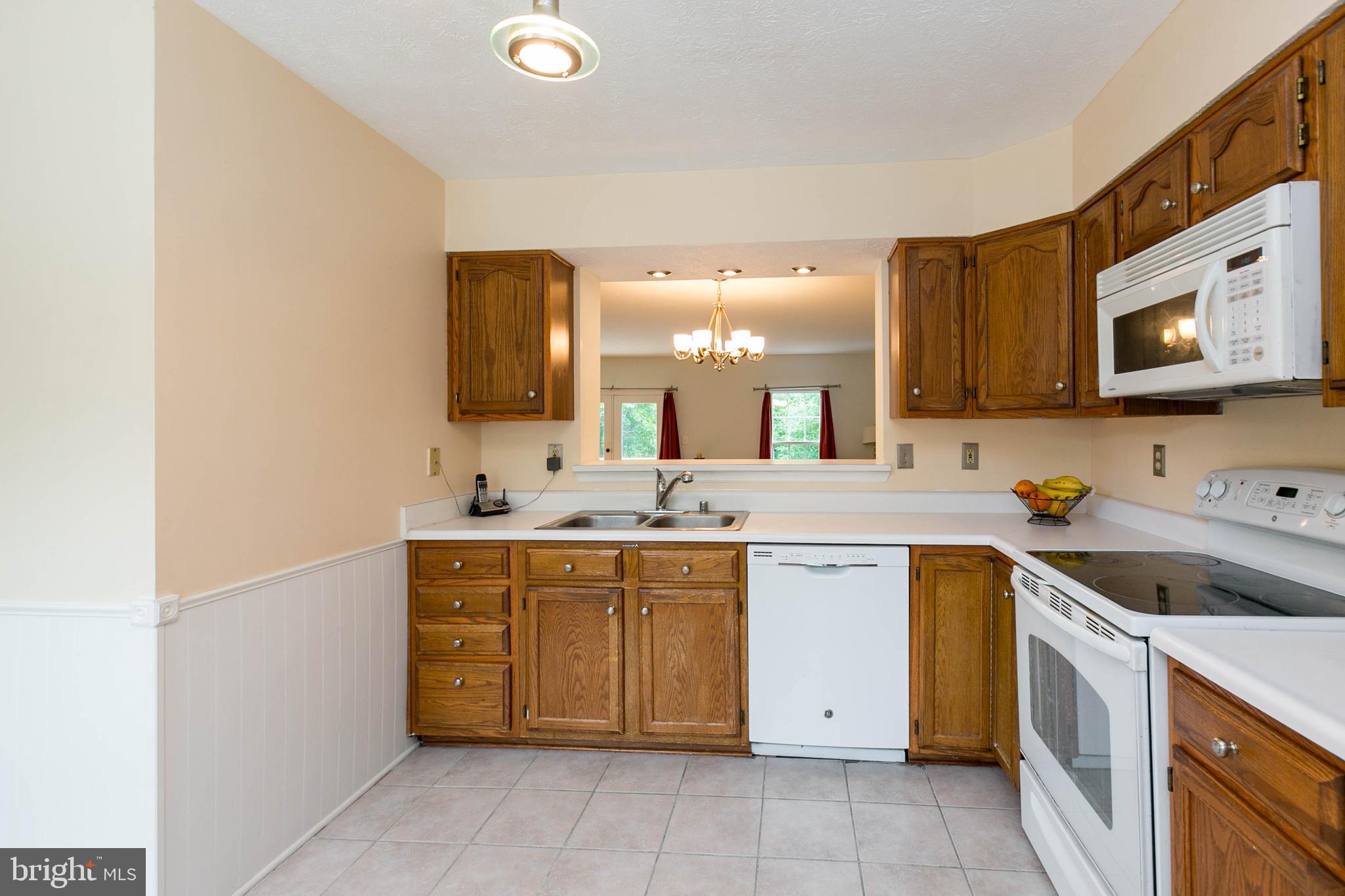 2012 Masters Drive Baltimore, MD 21209 - Photo 8 of 40