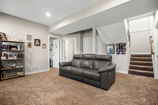 $420,000 | 8510 Kansas Street, De Soto, KS 66018