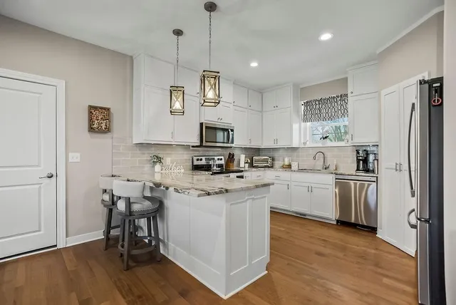 $420,000 | 8510 Kansas Street, De Soto, KS 66018