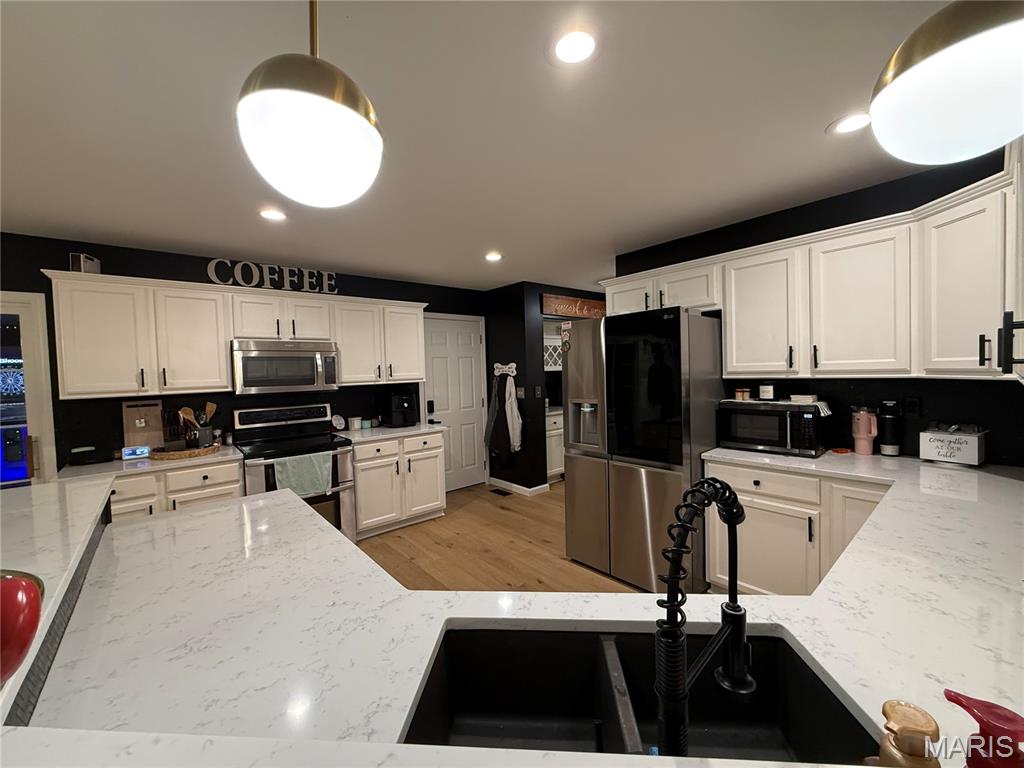 4607 Valleydale Road Godfrey, IL 62035 - Photo 22 of 65