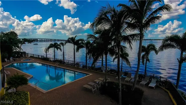 $439,900 | 2797 First Street, Unit 2004, Fort Myers, FL 33916