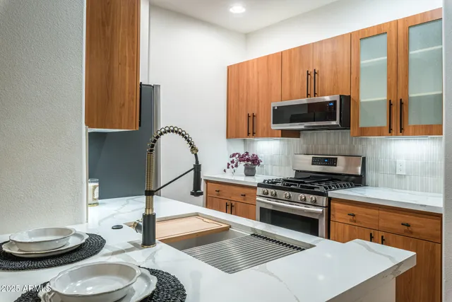 $399,900 | 6900 East Princess Drive, Unit 1246, Phoenix, AZ 85054