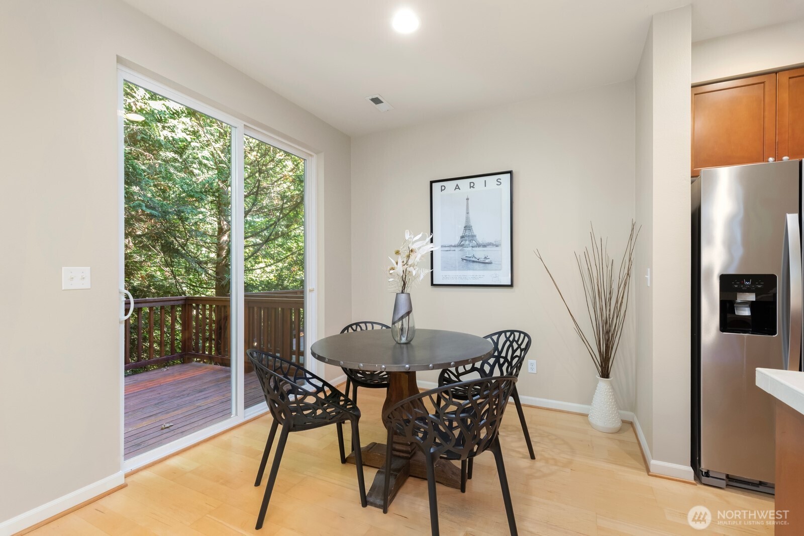 3900 Northeast 4th Circle Renton, WA 98056 - Photo 6 of 26 Gallery Image 6